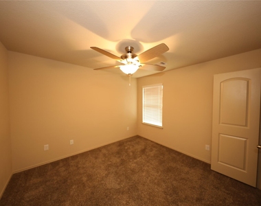23210 Royal Tiger Road - Photo Thumbnail 9