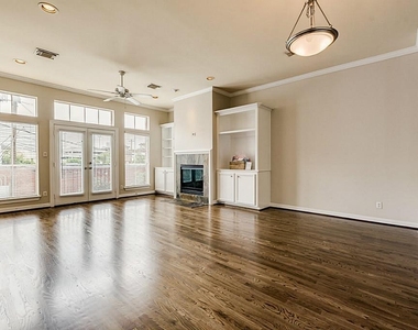 513 Leverkuhn Street - Photo Thumbnail 5