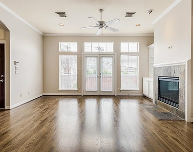 513 Leverkuhn Street - Photo Thumbnail 6