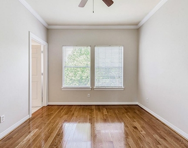 513 Leverkuhn Street - Photo Thumbnail 19