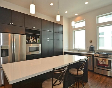 2713 Clay Street - Photo Thumbnail 7