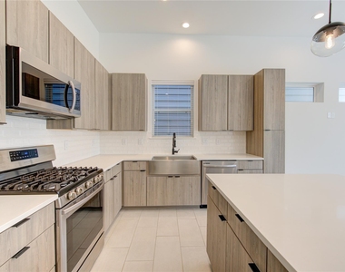 564 Janisch Road - Photo Thumbnail 11