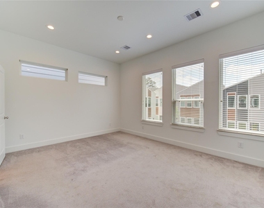 564 Janisch Road - Photo Thumbnail 12