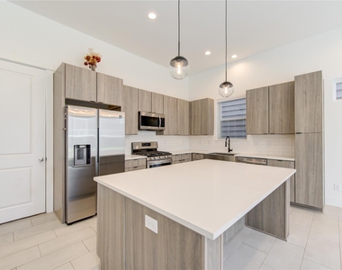 564 Janisch Road - Photo Thumbnail 10