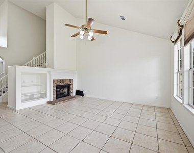 18010 Quiet Stream Court - Photo Thumbnail 5