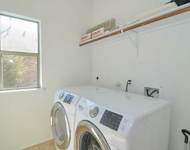 6314 Tolstin Lakes Lane - Photo Thumbnail 26