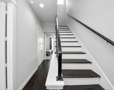 2116 Naomi Street - Photo Thumbnail 32