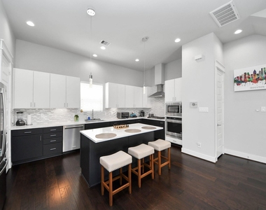 2116 Naomi Street - Photo Thumbnail 14