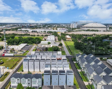 2116 Naomi Street - Photo Thumbnail 6