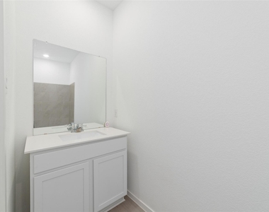 830 Heaven Drive - Photo Thumbnail 14