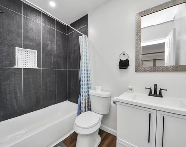 3217 Binz Street - Photo Thumbnail 6