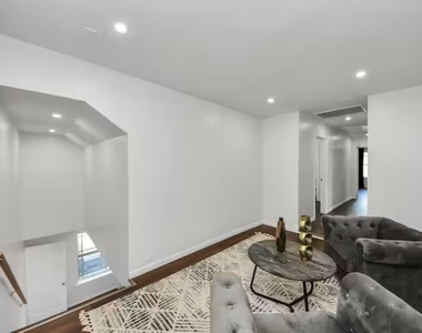 3217 Binz Street - Photo Thumbnail 23