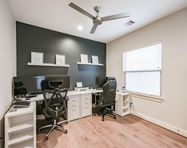 5209 Allen Street - Photo Thumbnail 7