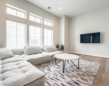 5209 Allen Street - Photo Thumbnail 36