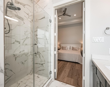 5209 Allen Street - Photo Thumbnail 17