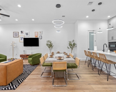 1303 E 27th Street - Photo Thumbnail 8
