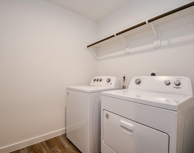 1115 Yaupon Dr - Photo Thumbnail 27