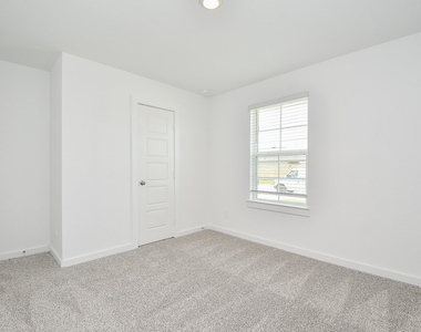 1115 Yaupon Dr - Photo Thumbnail 16