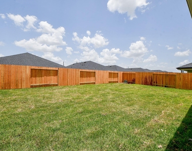 1115 Yaupon Dr - Photo Thumbnail 29