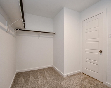 1115 Yaupon Dr - Photo Thumbnail 23
