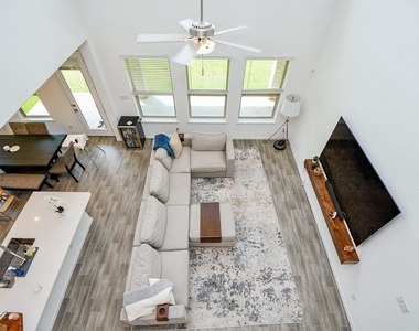 4234 Redford Valley Road - Photo Thumbnail 7