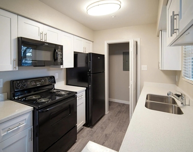 8455 Will Clayton Parkway - Photo Thumbnail 8
