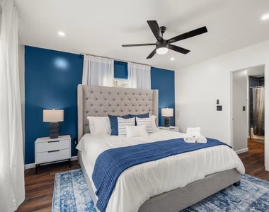 3311 Arbor Street - Photo Thumbnail 3