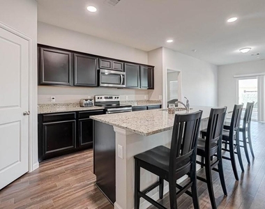 10133 Pappas Drive - Photo Thumbnail 11