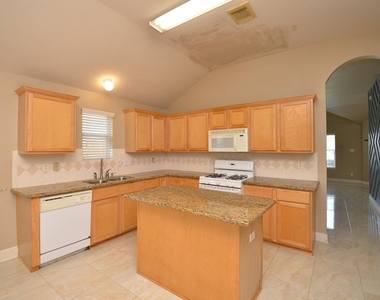 4510 Regal Drive - Photo Thumbnail 11