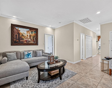 2734 Avenue D - Photo Thumbnail 2