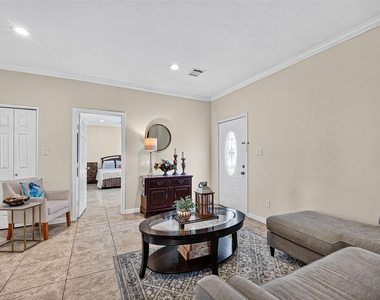 2734 Avenue D - Photo Thumbnail 11