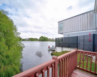 2734 Avenue D - Photo Thumbnail 19