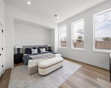 835 Elkhart Street - Photo Thumbnail 7