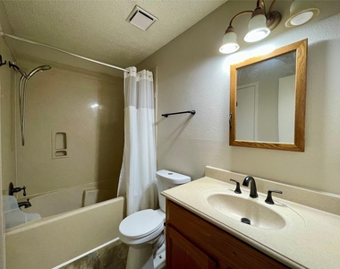 13703 Carsa Lane - Photo Thumbnail 14