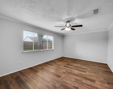 13618 Piney Oaks Drive - Photo Thumbnail 17