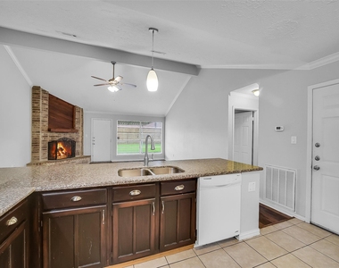 13618 Piney Oaks Drive - Photo Thumbnail 14