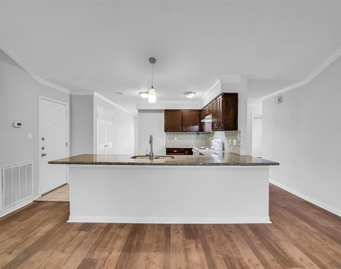 13618 Piney Oaks Drive - Photo Thumbnail 16