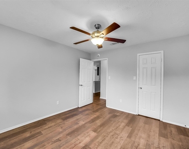 13618 Piney Oaks Drive - Photo Thumbnail 25