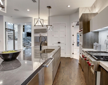 5158 Huckleberry Circle - Photo Thumbnail 10