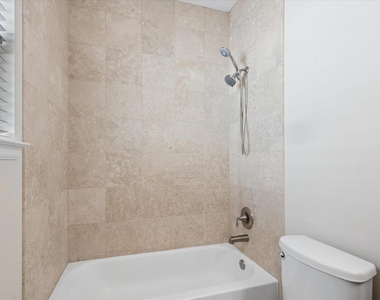 814 W 26th Street - Photo Thumbnail 11