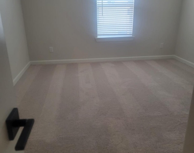 3053 Myrtle Sunset Drive - Photo Thumbnail 11