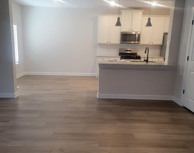 3053 Myrtle Sunset Drive - Photo Thumbnail 6