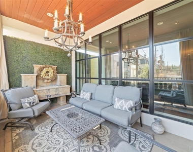 2221 Welch Street - Photo Thumbnail 31