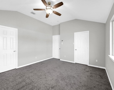 4018 Floral Way Ct - Photo Thumbnail 16
