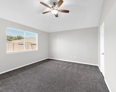 4018 Floral Way Ct - Photo Thumbnail 15