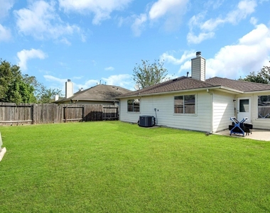 4018 Floral Way Ct - Photo Thumbnail 19