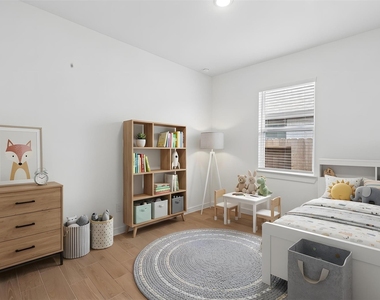 698 Daniels Lake Lane - Photo Thumbnail 12