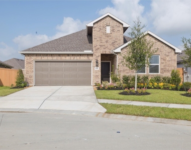 698 Daniels Lake Lane - Photo Thumbnail 1