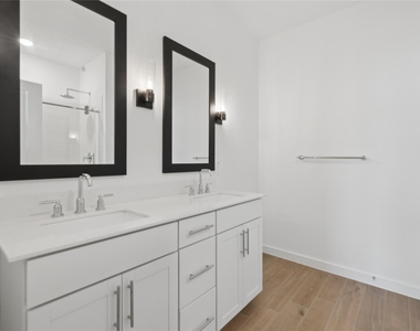 698 Daniels Lake Lane - Photo Thumbnail 20