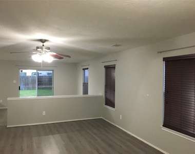 18102 Rexine Lane - Photo Thumbnail 10